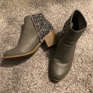 JG grey with silver sparkle boots